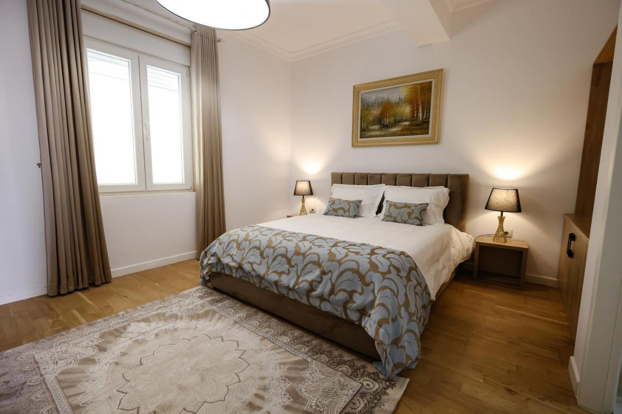 Vila Ferdinand Modern Rooms In Tirana'S Center 部屋 写真