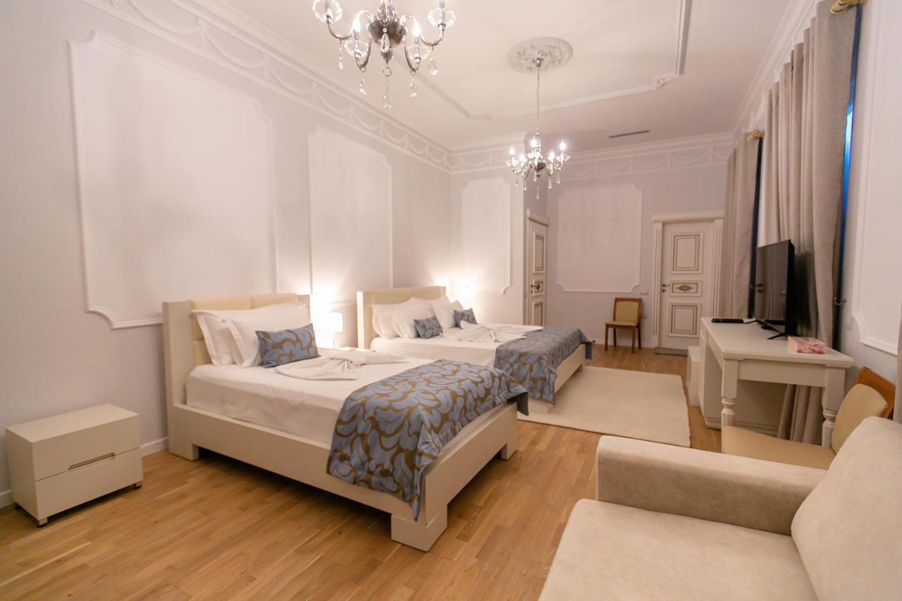 Vila Ferdinand Modern Rooms In Tirana'S Center 部屋 写真