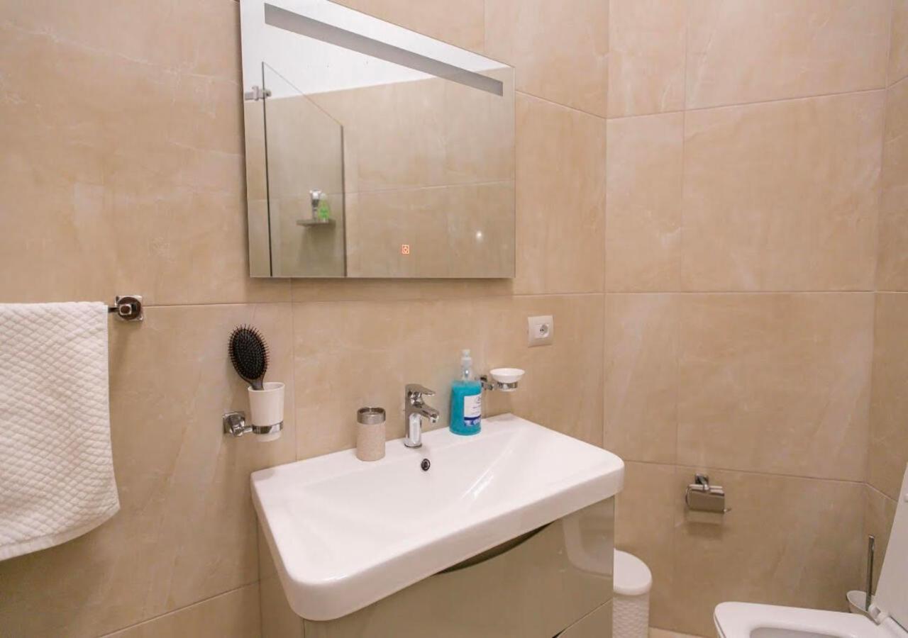 Vila Ferdinand Modern Rooms In Tirana'S Center 部屋 写真